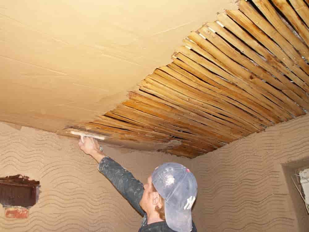 Die Nachteile beim Decke verputzen und wie du sie vermeiden kannst