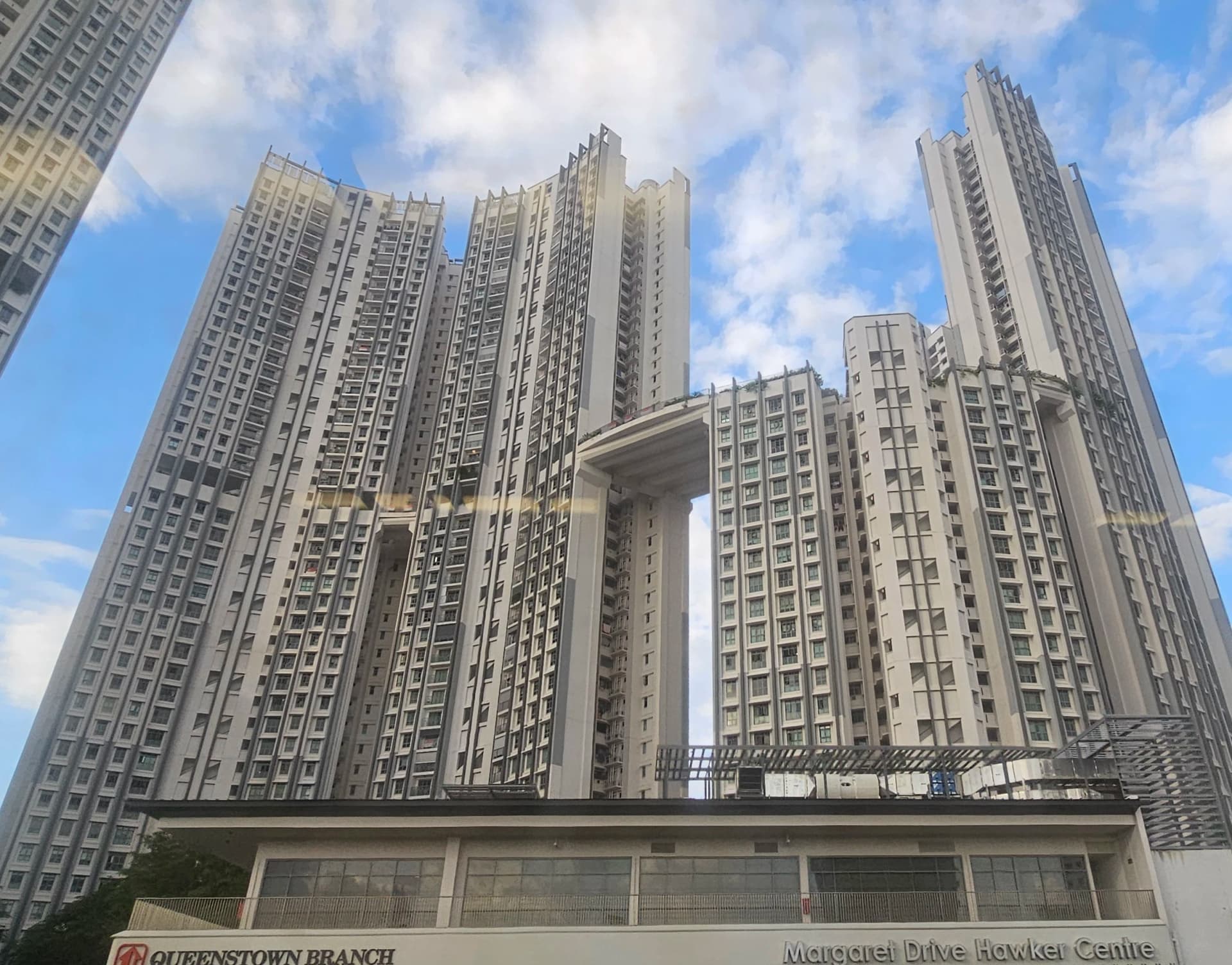 Why Margaret Drive Residence is the Ideal Place for Professionals